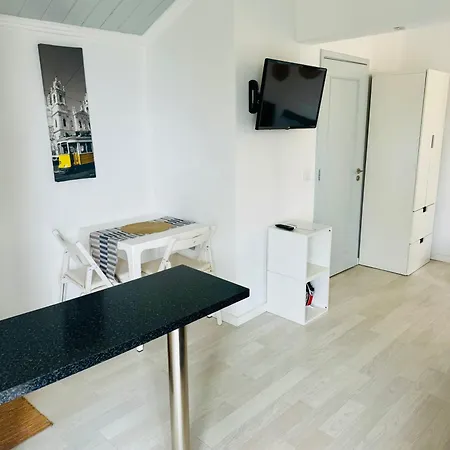 Milflores Apartment